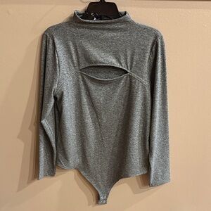 Express NWT body contour Heather Gray Cutout Long Sleeve Bodysuit cozy size XL